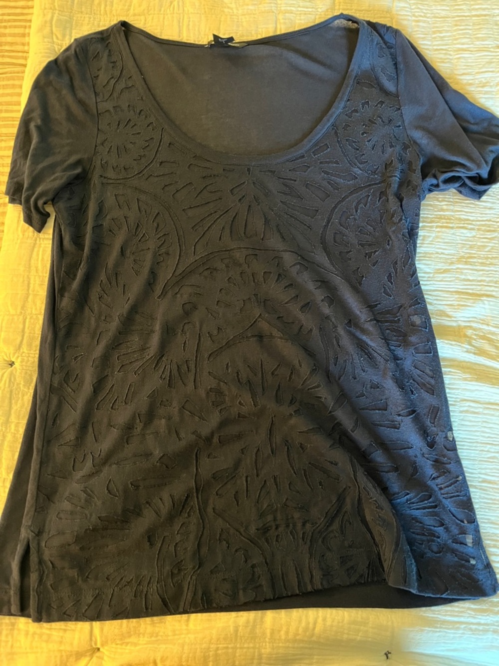 Women's Navy Club Monaco Scoop Neck Textured Short-Sleeve Top